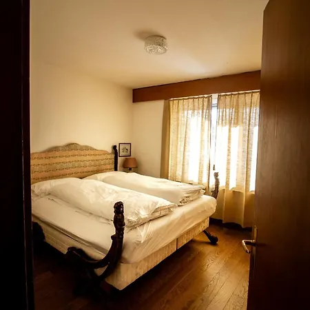 Apartment Chesa Suot Brattas 22 - *